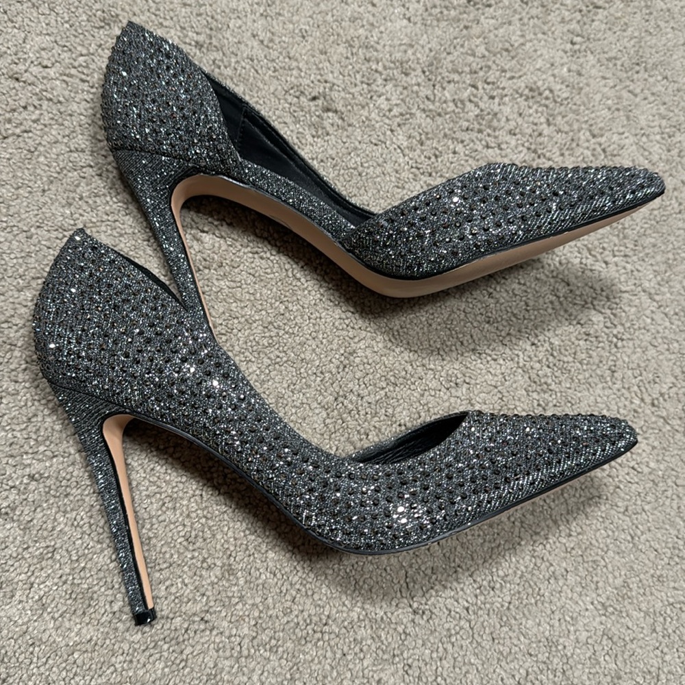Steve Madden Proper Silver Heel